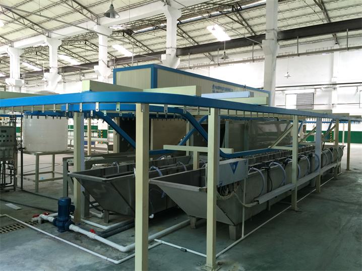 廣東（dōng）汽車發動機（jī）超聲波清洗機設備（bèi）大型清洗線